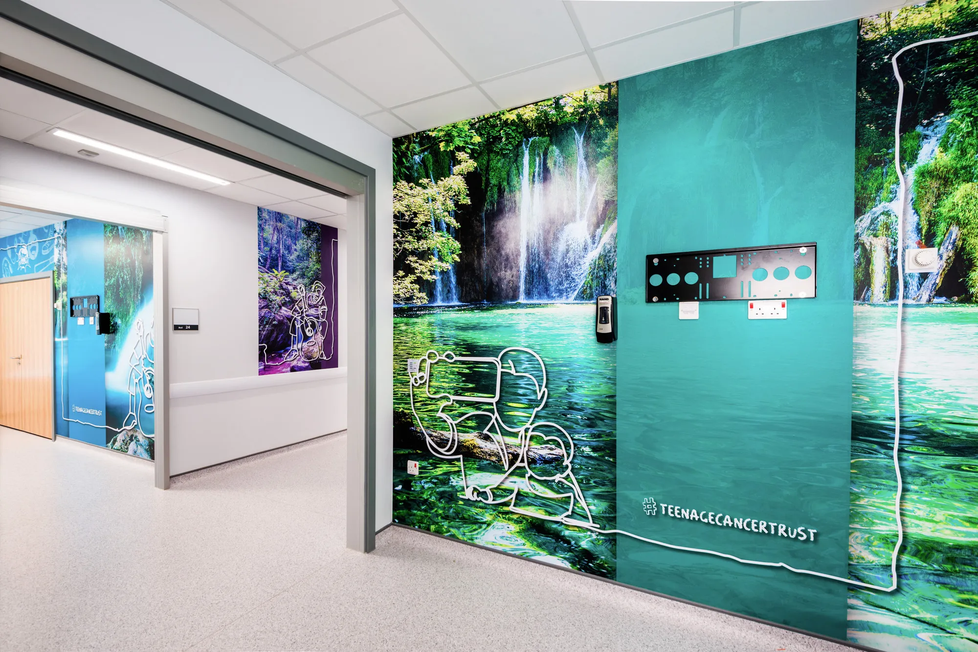 Birmingham Children's Hospital wall wrap by It'z Print & Design